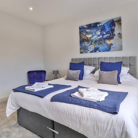 Modern, Cosy Whole House Wifi Close To Attractions Sheffield Exterior photo