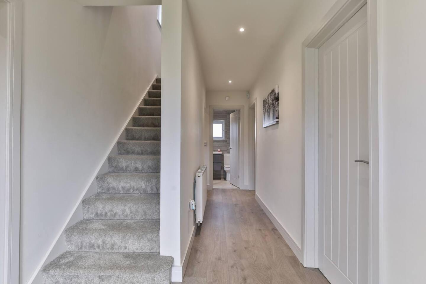 Modern, Cosy Whole House Wifi Close To Attractions Sheffield Exterior photo